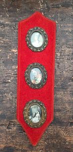Brocante wandornament met drie ovale fotolijstjes, Ophalen of Verzenden
