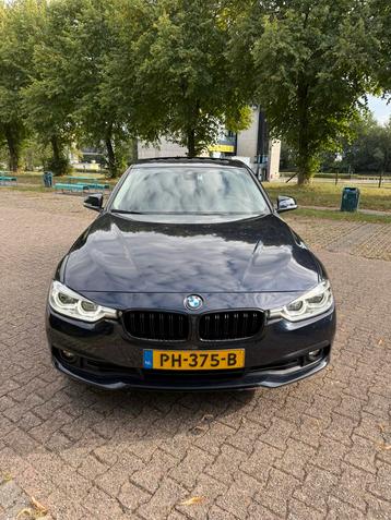 BMW 3-Serie 320i 184pk Aut 2017 Blauw beschikbaar voor biedingen