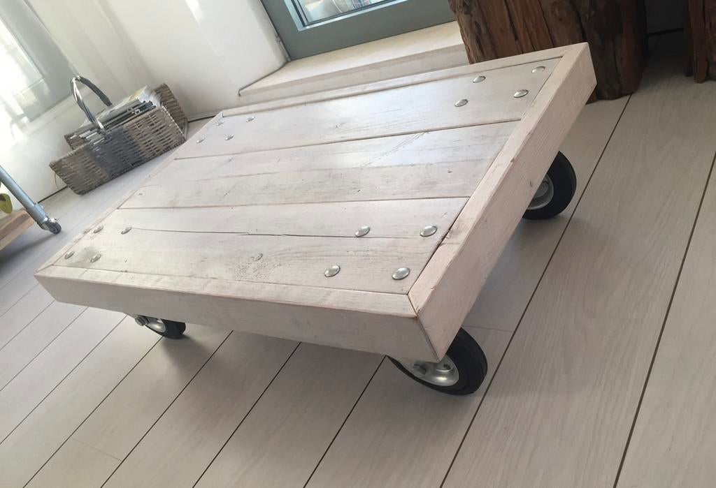 Salontafel op wielen, steigerhout, whitewash, Ophalen, Gebruikt, Transportkar