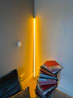 HAY Gele Neon Tube LED Lamp, Huis en Inrichting, Lampen | Vloerlampen, Ophalen, Zo goed als nieuw, Kunststof, 150 tot 200 cm