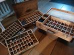 Vintage houten kisten met vakjes en spullen er in, Antiek en Kunst, Ophalen of Verzenden