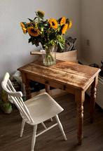 Pair of white wooden chairs – €30 (for both), Huis en Inrichting, Ophalen, Gebruikt, Twee, Romantic, Classic