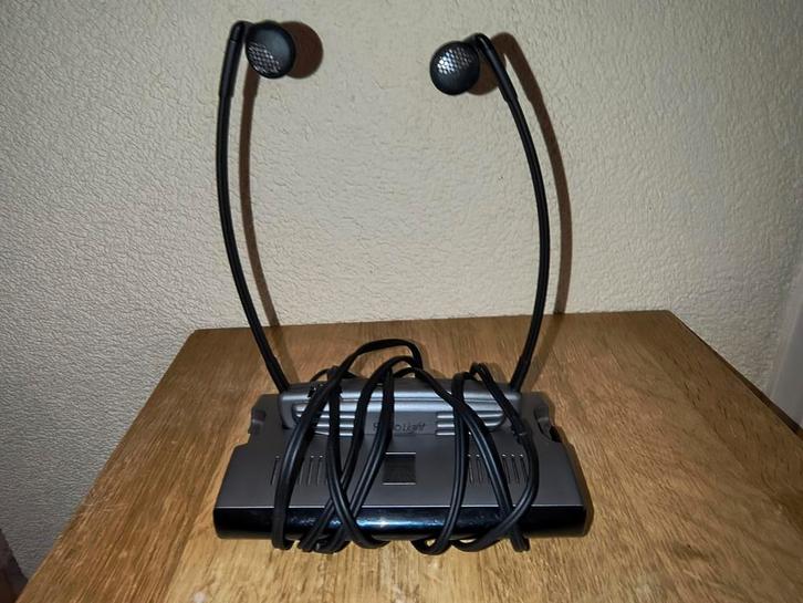 Sennheiser A-4100 Hoorversterker/Koptelefoon - Bluetooth, Audio, Tv en Foto, Koptelefoons, Gebruikt, Op oor (supra aural), Sennheiser