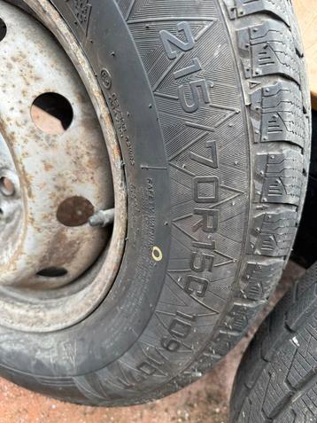 All season 215/70R15 met Velg - Camper/Bestelwagen beschikbaar voor biedingen