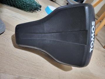 Tomoszadel beschikbaar voor biedingen