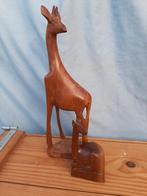 2 vintage houtsnijwerken / giraf, Ophalen of Verzenden