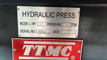 Hydraulische Pers TTMC 30 Ton - Metaalbewerking beschikbaar voor biedingen