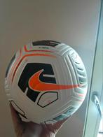 Nike voetbal wit oranje ballen voetballen sportartikelen 5, Sport en Fitness, Voetbal, Verzenden, Nieuw, Bal