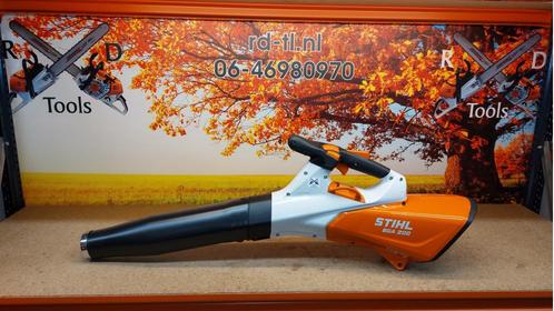 Stihl BGA 200 professionele Bladblazer BGA200 Demo, Tuin en Terras, Bladblazers, Zo goed als nieuw, Handgedragen, Accu, Ophalen of Verzenden