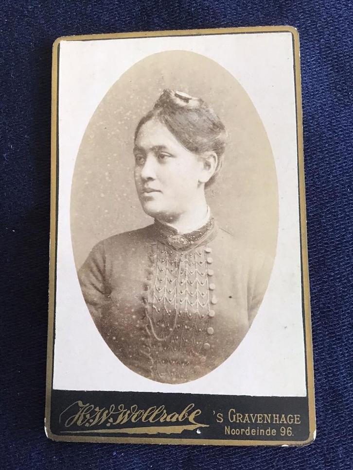 CDV, INDISCHE DAME, H.W. Wollrabe, Den Haag, Carte de Visite, Verzamelen, Foto's en Prenten, Gebruikt, Foto, Voor 1940, Ophalen of Verzenden