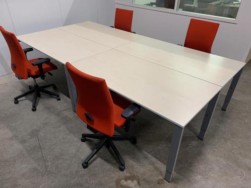 Verstelbare bureau's merk Vepa slechts € 125,- per stuk, Huis en Inrichting, Bureaus, Gebruikt, In hoogte verstelbaar, Ophalen of Verzenden