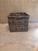 Rieten mand, Ophalen, Mand, Vierkant, Zo goed als nieuw