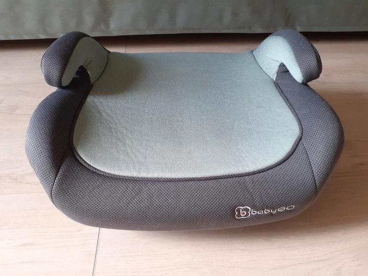 BabyGo zitverhoger, autostoel, Kinderen en Baby's, Autostoeltjes, Gebruikt, Overige merken, 15 t/m 36 kg, Isofix, Ophalen of Verzenden