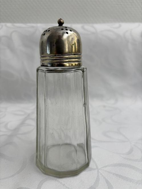 Antieke glazen suikerstrooier met verzilverde dop., Antiek en Kunst, Antiek | Glas en Kristal, Ophalen of Verzenden
