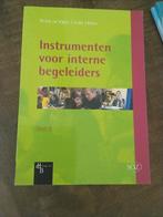 P. de Vries - 2, Ophalen of Verzenden, Zo goed als nieuw, P. de Vries; L. Heida