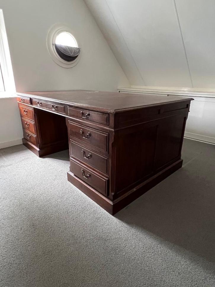 Groot Engels Bureau Mahonie | Directiebureau 200 cm, Huis en Inrichting, Bureaus, Gebruikt, Bureau, Ophalen