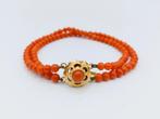 Bloedkoralen armband met gouden slot, 18 cm.