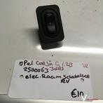 Opel Corsa C 1.2B 3 drs 2002 Wagennr 2500063 Raamschakelaar