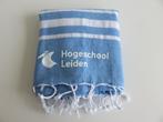Lichtblauwe met witte hamamdoek met franjes strandlaken, Ophalen of Verzenden, Nieuw, Blauw, Handdoek