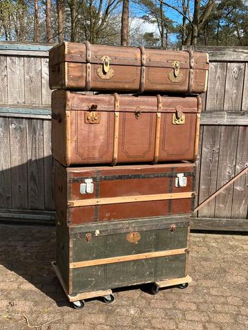 Set van 4 hut-/reiskoffers beschikbaar voor biedingen