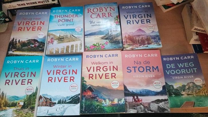 9 x Robyn Carr, Boeken, Chicklit, Gelezen, Ophalen of Verzenden