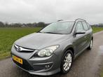 Hyundai - i30 CW - 1.4i i-Motion Bns. - 57-SHL-4 - 2011, Auto's, Voorwielaandrijving, Gebruikt, 1396 cc, Overige brandstoffen