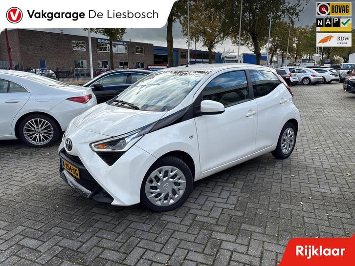 Toyota Aygo 1.0 VVT-i x-play/camera /airco/apple carplay/mf, Auto's, Toyota, Bedrijf, Te koop, Aygo, ABS, Achteruitrijcamera, Airbags