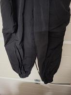 Bershka broek - Maat 36, Kleding | Dames, Leggings, Maillots en Panty's, Maat 36/38 (S), Zwart, Zo goed als nieuw, Bershka