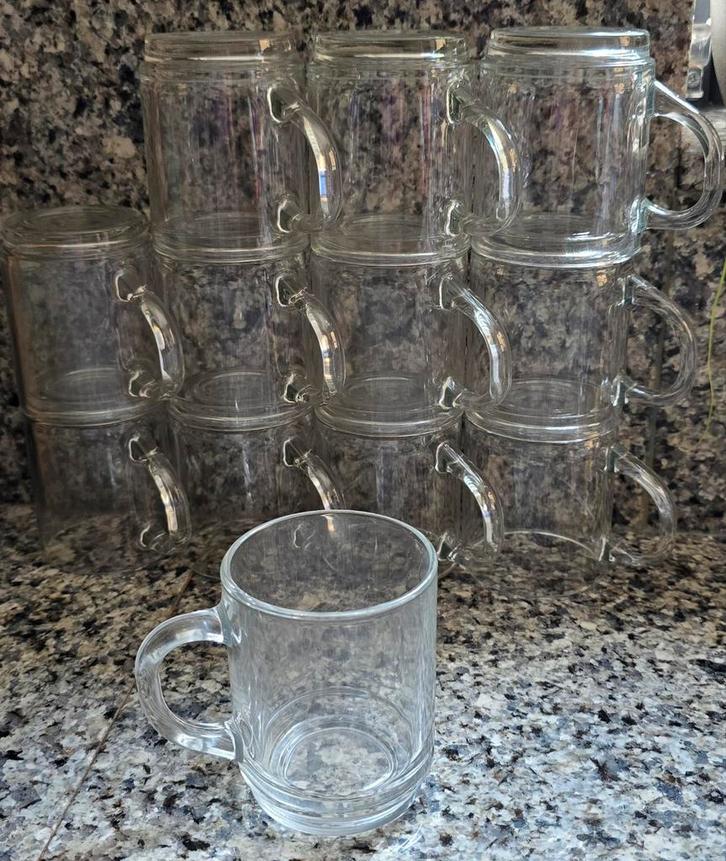 12 Thee Glazen / Koffiemokken €5 totaal (mag los weg), Huis en Inrichting, Keuken | Servies, Zo goed als nieuw, Glas of Glazen