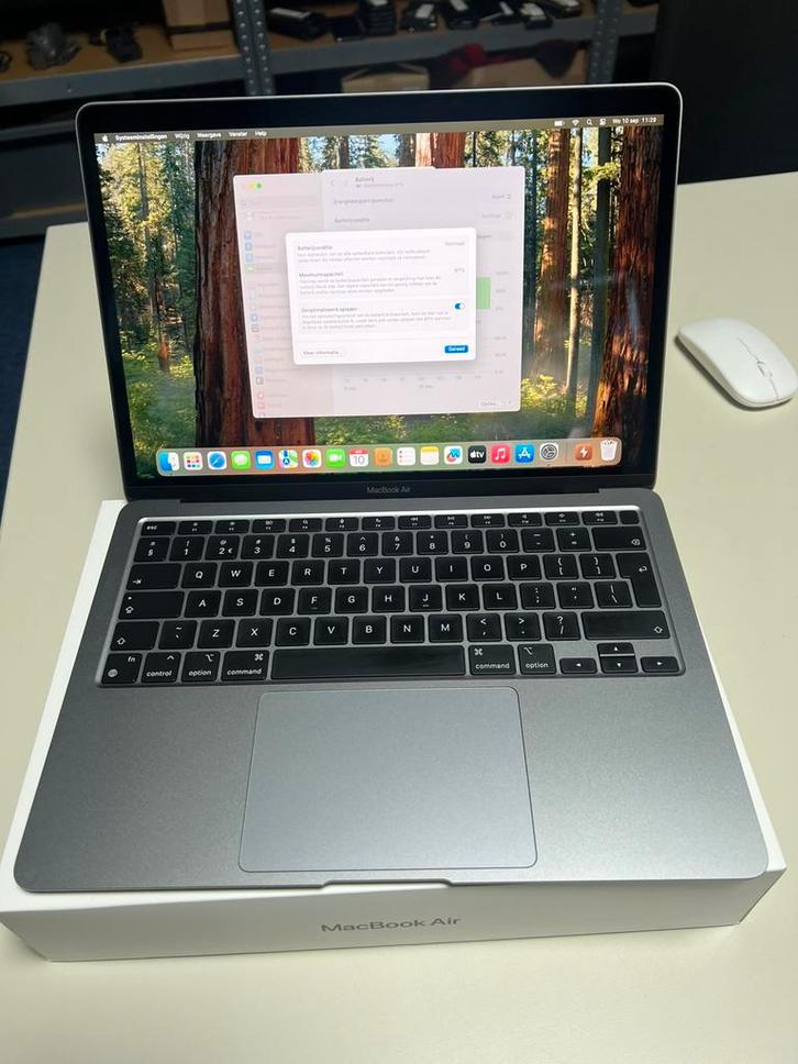Macbook Air 13-inch M1 model 2020 (250GB 8GB) - Batterij 97%, Computers en Software, Apple Macbooks, Zo goed als nieuw, MacBook Air