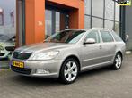 Skoda Octavia Combi 1.2 TSI Elegance|6BAK|Xenon|Navi|Cruise, Voorwielaandrijving, Euro 5, Stof, Gebruikt