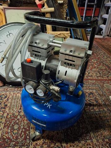 HBM 16L Compressor - Geluidsarm beschikbaar voor biedingen