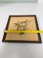 Vintage handgemaakt kruissteek borduurwerk vogels in lijst, Antiek en Kunst, Ophalen of Verzenden