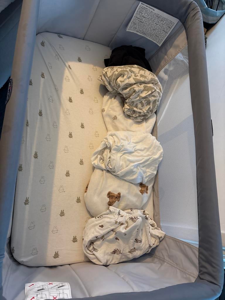 Chicco Next2Me Co-Sleeper + 7 Hoeslakens, Ophalen of Verzenden, Gebruikt, Wieg