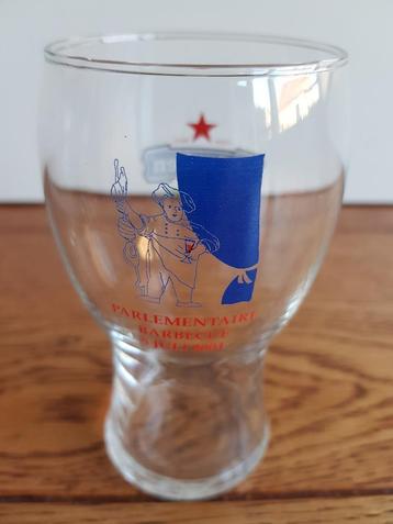 Bierglas Heineken -- Parlementaire barbecue 5 juli 2001 -- beschikbaar voor biedingen