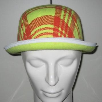 bolhoed beschikbaar voor biedingen