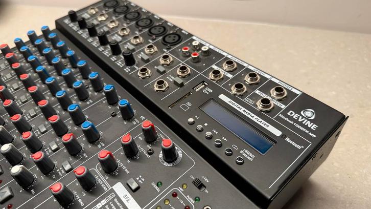 Devine Mixdesk 1002 FX MP - Als Nieuw!, Muziek en Instrumenten, Mengpanelen, Zo goed als nieuw, 5 tot 10 kanalen, Microfooningang