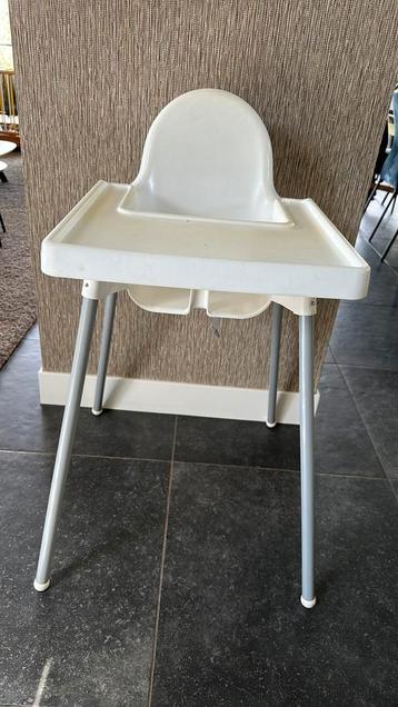 Ikea kinderstoel wit beschikbaar voor biedingen