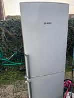 Bosch koelkast met vriezer onder (lades), 200 liter of meer, Met aparte vriezer, Zo goed als nieuw, 160 cm of meer
