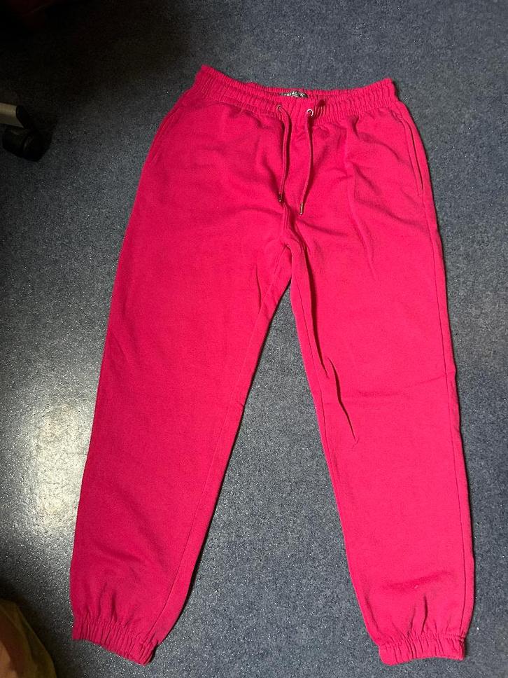 Primark knalroze joggingbroek mt M z.g.a.n., Kleding | Dames, Broeken en Pantalons, Zo goed als nieuw, Maat 38/40 (M), Roze, Lang