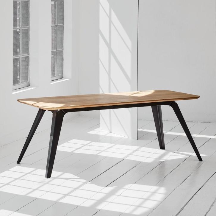 Sale: Dining Table Fold Bas Vellekoop Puik Design € 2430, Huis en Inrichting, Tafels | Eettafels, Nieuw, 50 tot 100 cm, 200 cm of meer