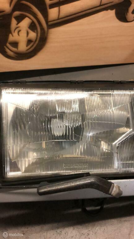 Koplamp rechts Volvo 940 ('90-'98) 1305235143, Auto-onderdelen, Verlichting, Gebruikt, Ophalen of Verzenden