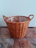 Grote rieten mand, met plastic bekleed, nieuwstaat, Huis en Inrichting, Ophalen, Mand, Rond, Zo goed als nieuw
