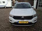 Volkswagen T-Roc 1.0 TSI Style ACC Lane Assist Trekhaak, Voorwielaandrijving, Stof, Gebruikt, Zwart