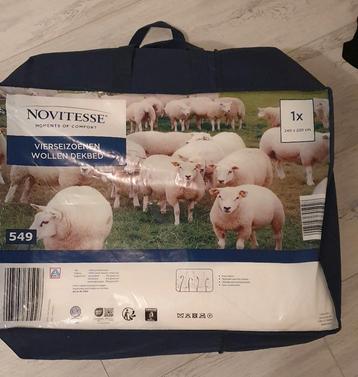Vierseizoenen Wollen Dekbed 240x220 beschikbaar voor biedingen