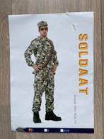 Soldaten set: Jas Broek Shirt Pet mt S (170-176) + nep Uzi, Ophalen of Verzenden, Zo goed als nieuw, 170 of groter, Jongen of Meisje