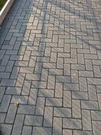 +/- 16,5 m2 betonklinkers antraciet, Klinkers, Ophalen of Verzenden, Zo goed als nieuw, 10 m² of meer
