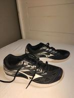 Zaalschoenen voor Korfbal of Hockey, Ophalen of Verzenden, Gebruikt