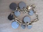 Dyrberg/Kern goudkleurige armband met leren schijfjes, Verzenden, Zo goed als nieuw, Goud, Overige materialen