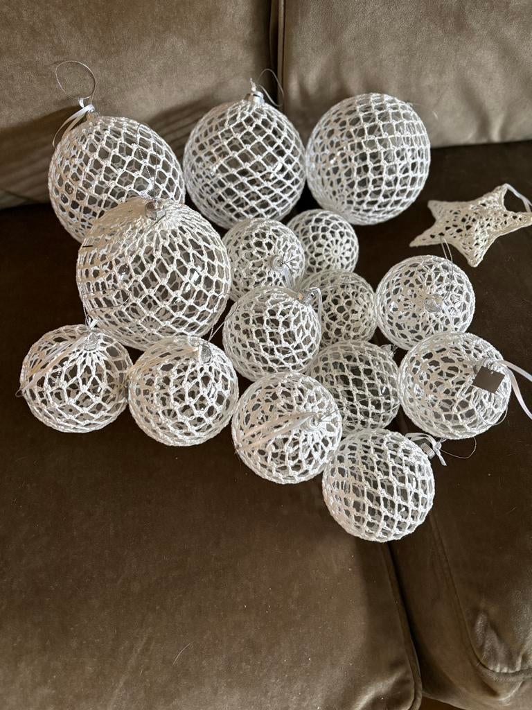 16 stuks Riviera Maison kerstballen, Ophalen of Verzenden, Zo goed als nieuw